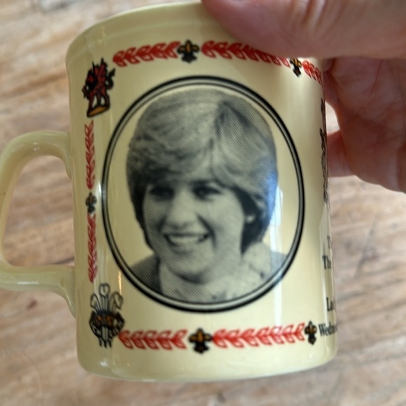 Charles & Diana Vintage 1981 Lady Diana Prince Charles Royal Wedding Mugs (2) - Picture 3 of 15
